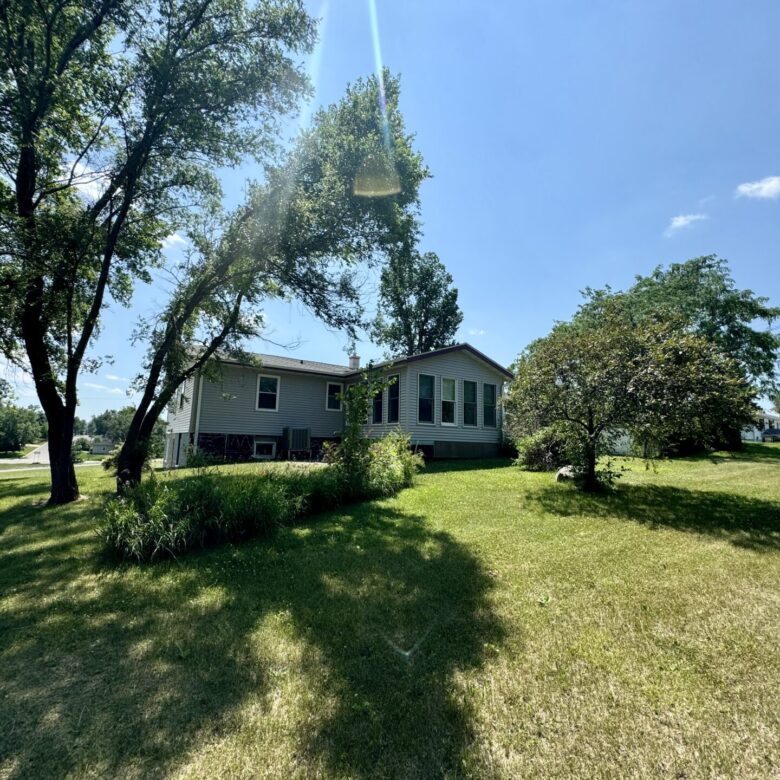 507 Maple St. W. – Sisseton, SD
