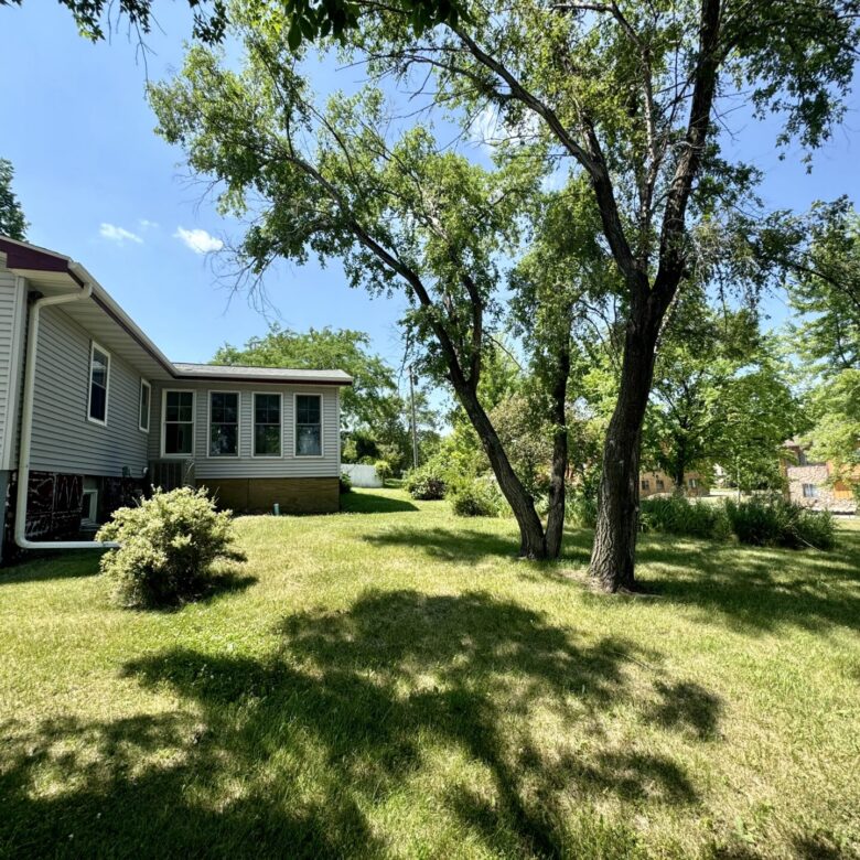 507 Maple St. W. – Sisseton, SD