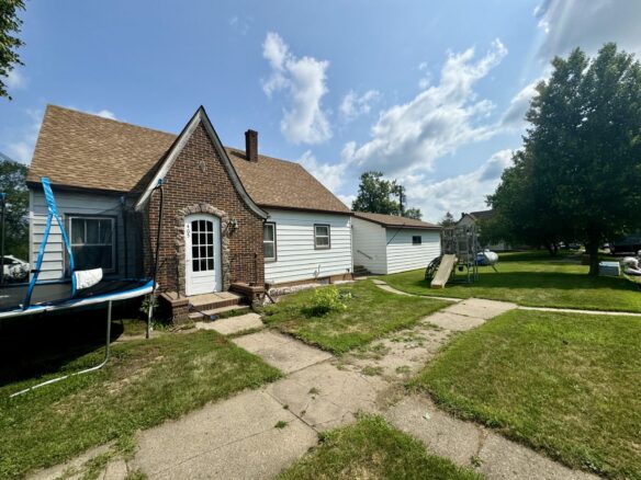 405 Oak St. E. – Sisseton, SD
