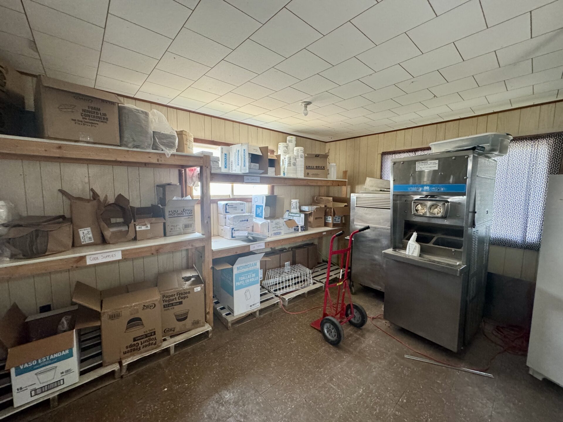 Commercial Business – “Kree Mee” – Britton, SD