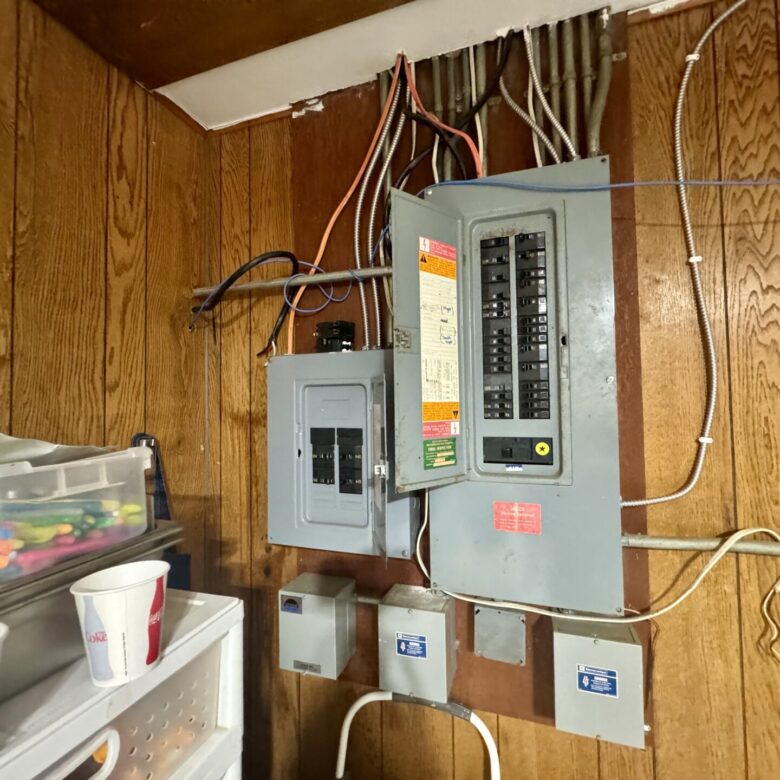 Commercial Business – “Kree Mee” – Britton, SD