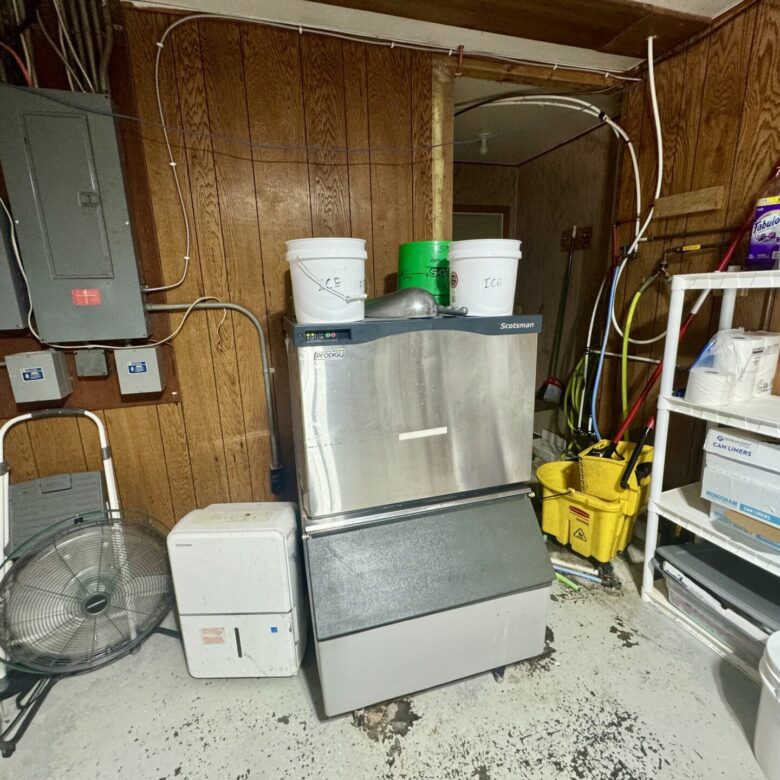 Commercial Business – “Kree Mee” – Britton, SD