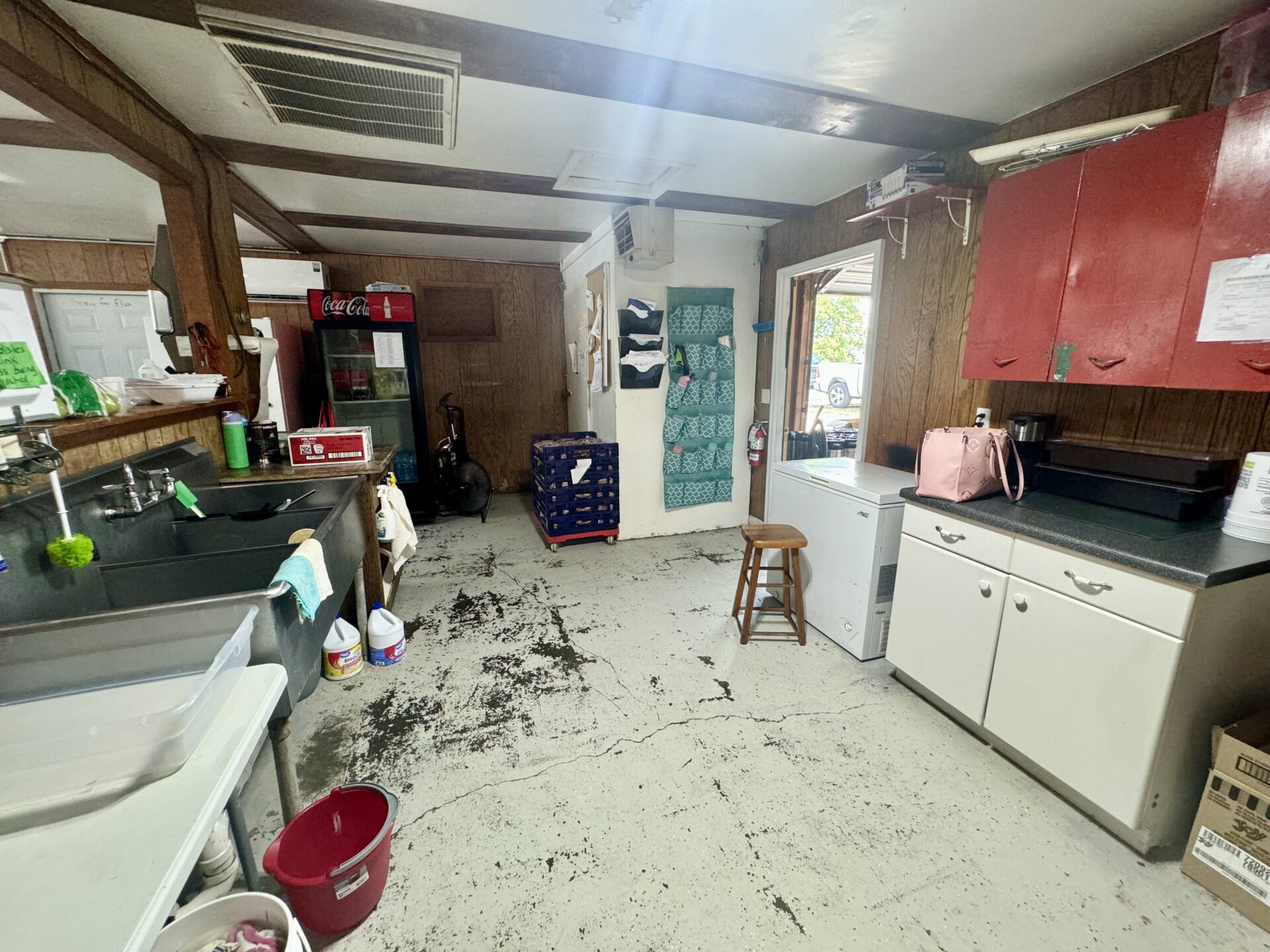 Commercial Business – “Kree Mee” – Britton, SD