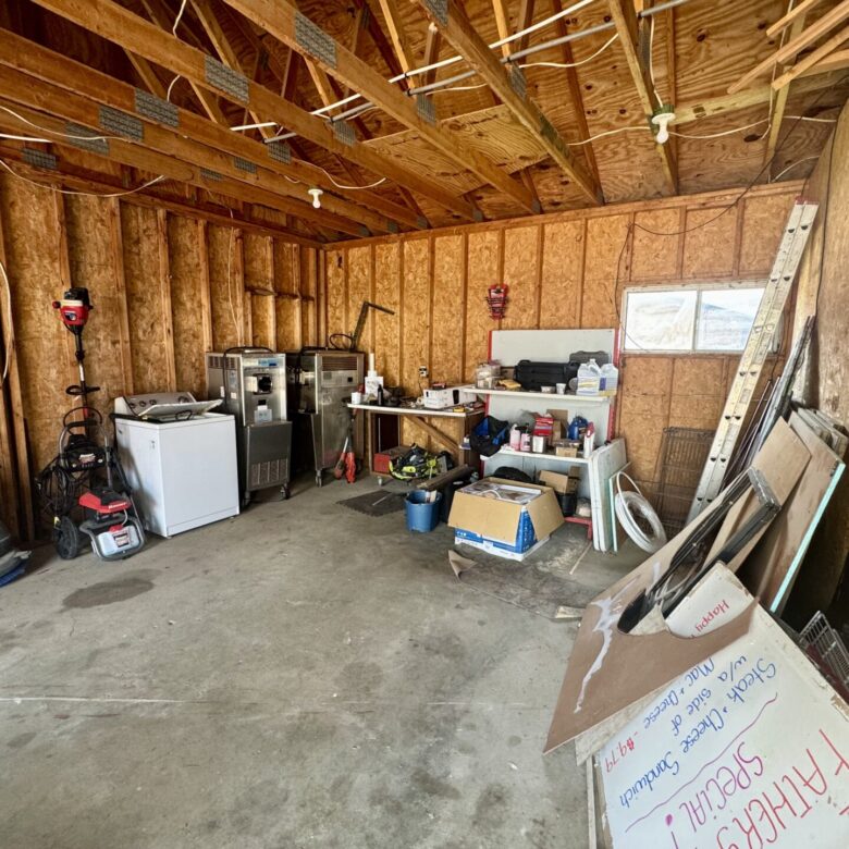 Commercial Business – “Kree Mee” – Britton, SD