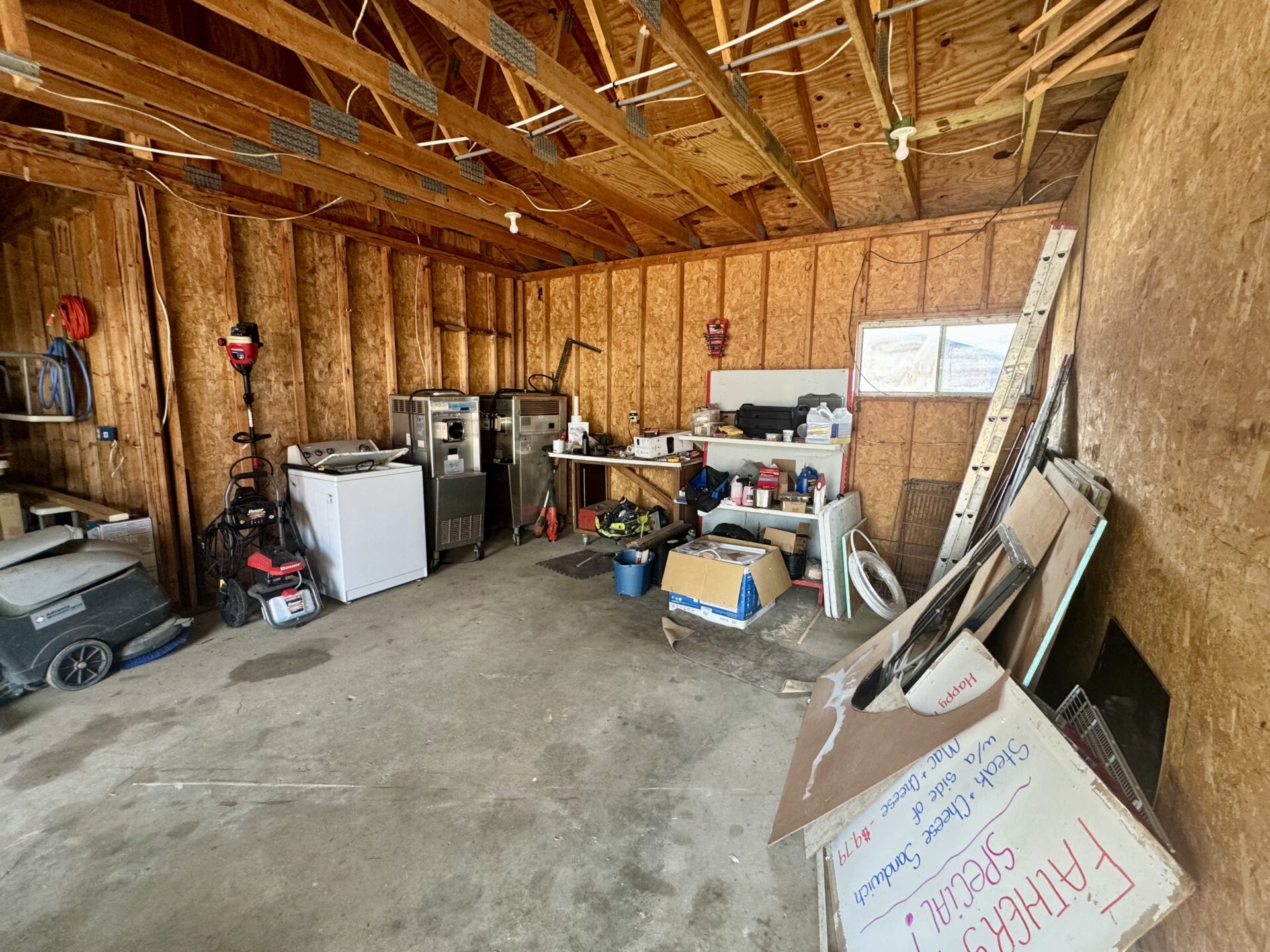 Commercial Business – “Kree Mee” – Britton, SD
