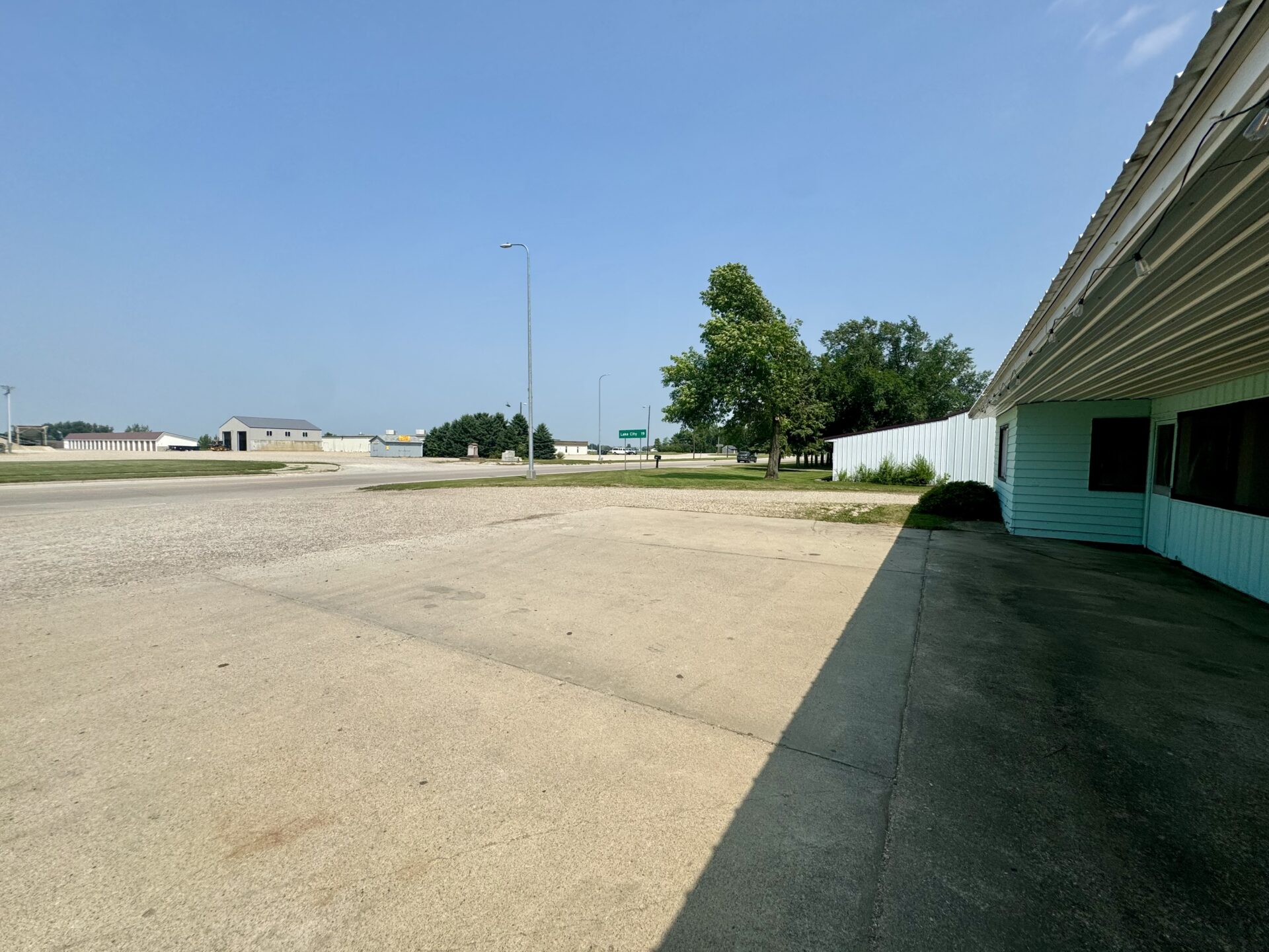 Commercial Business – “Kree Mee” – Britton, SD