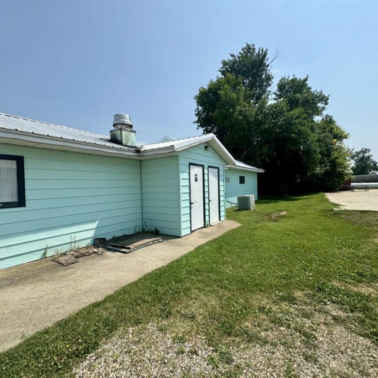 Commercial Business – “Kree Mee” – Britton, SD