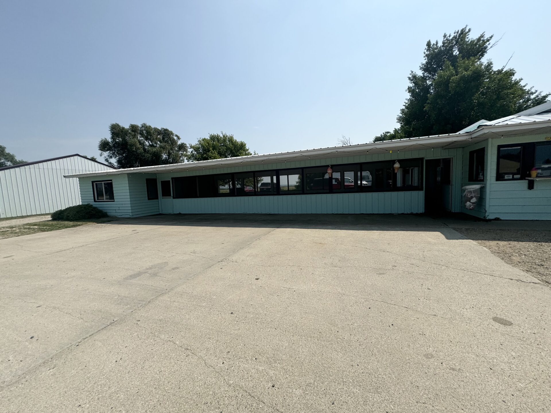 Commercial Business – “Kree Mee” – Britton, SD