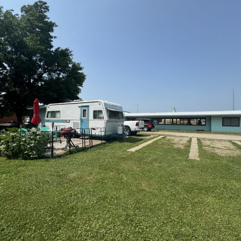 Commercial Business – “Kree Mee” – Britton, SD