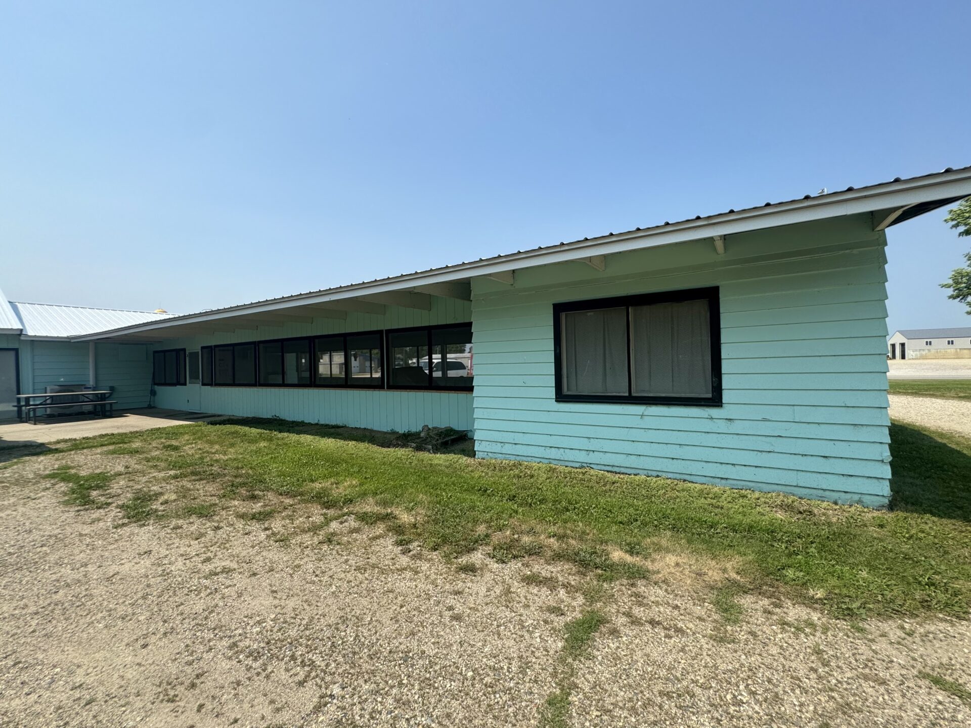 Commercial Business – “Kree Mee” – Britton, SD