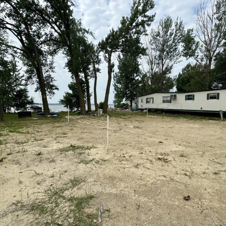 50′ Lake Lot – Lake Traverse – SD Side