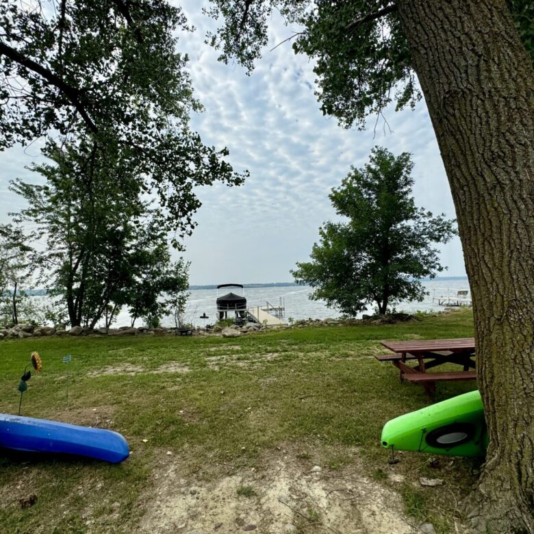 50′ Lake Lot – Lake Traverse – SD Side