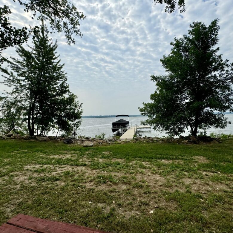 50′ Lake Lot – Lake Traverse – SD Side