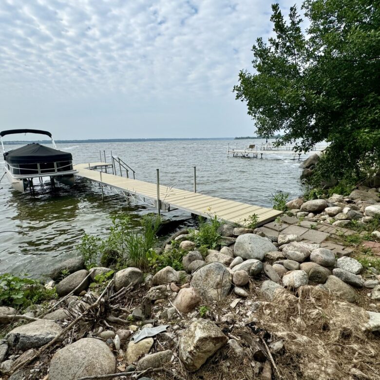 50′ Lake Lot – Lake Traverse – SD Side