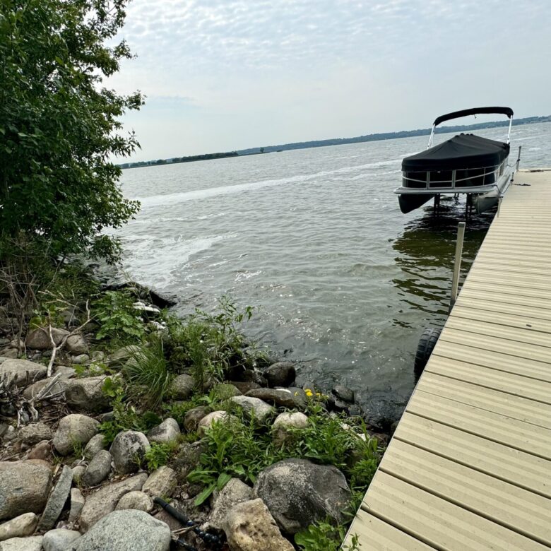50′ Lake Lot – Lake Traverse – SD Side
