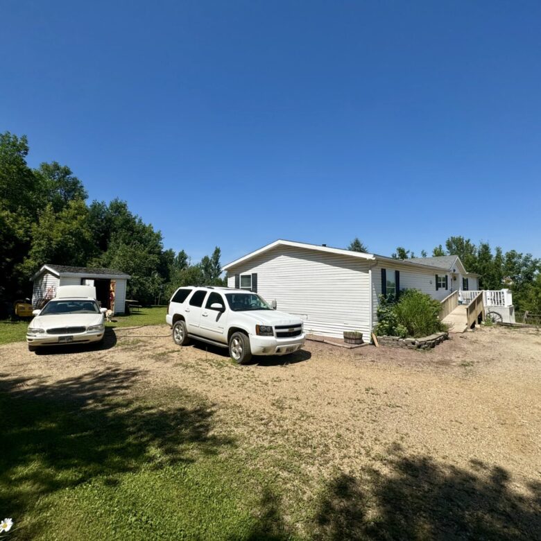 109 Broadway St. N. – Lake City, SD