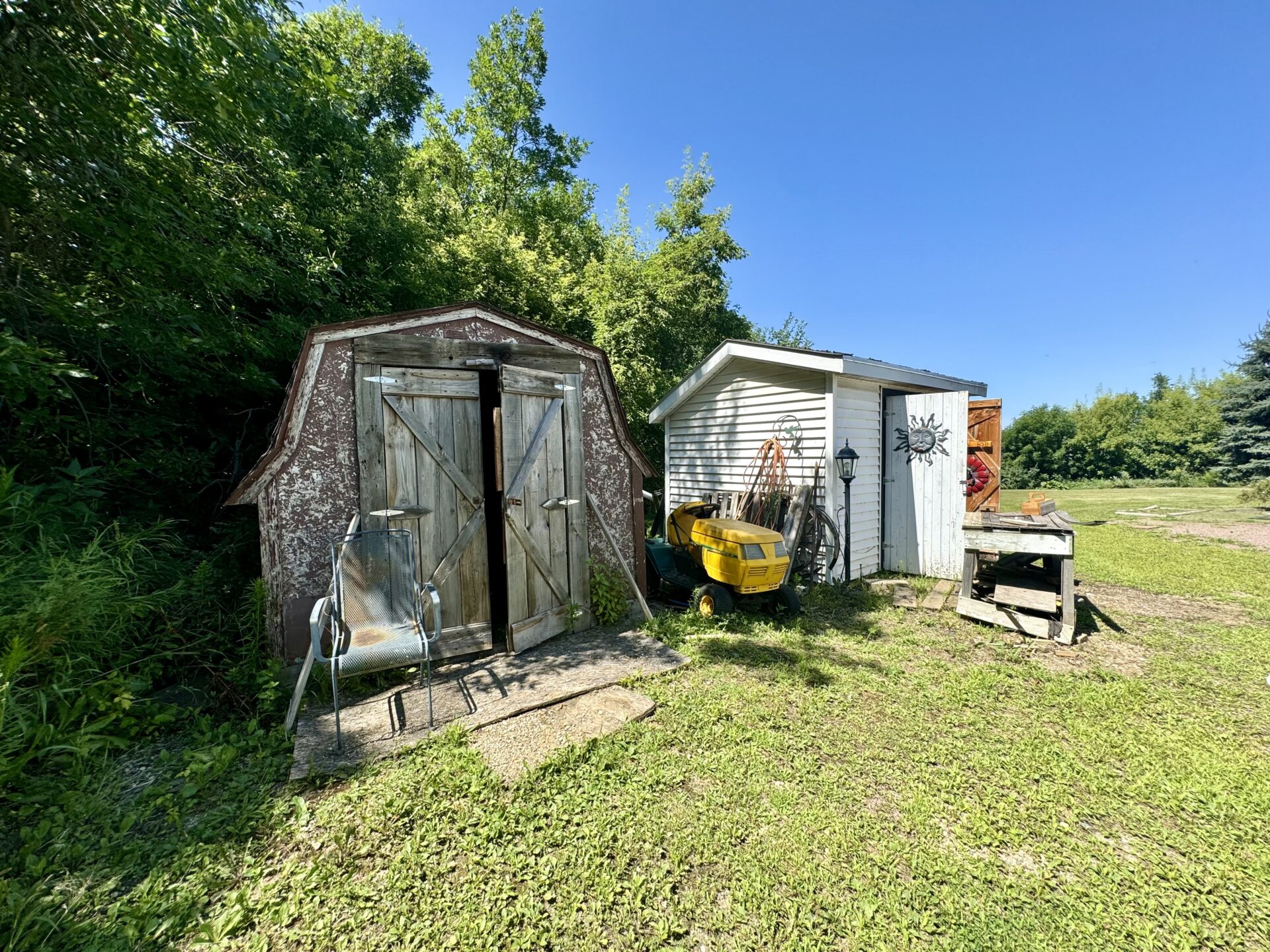 109 Broadway St. N. – Lake City, SD