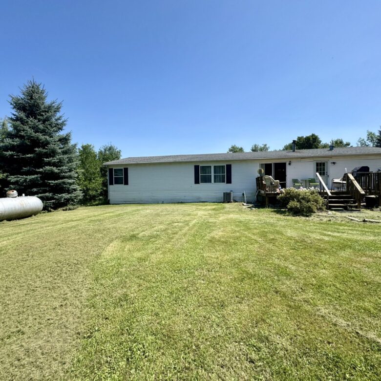 109 Broadway St. N. – Lake City, SD