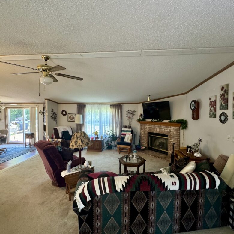 109 Broadway St. N. – Lake City, SD