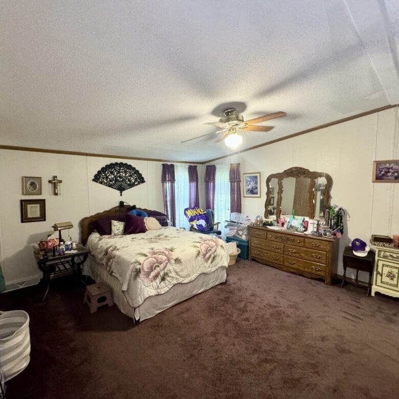 109 Broadway St. N. – Lake City, SD