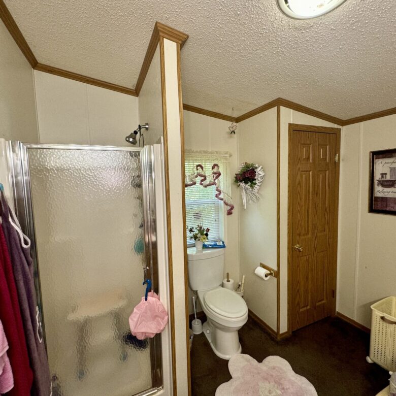 109 Broadway St. N. – Lake City, SD