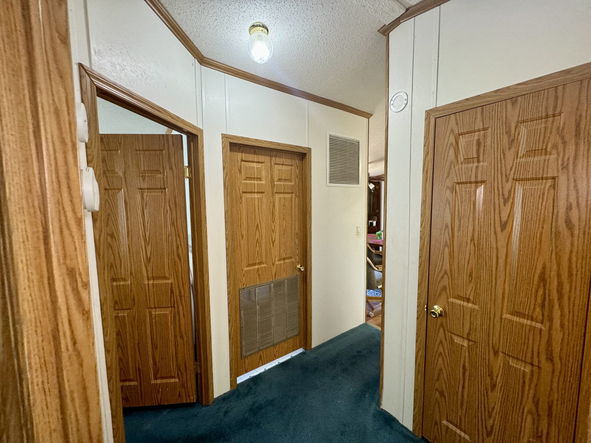 109 Broadway St. N. – Lake City, SD