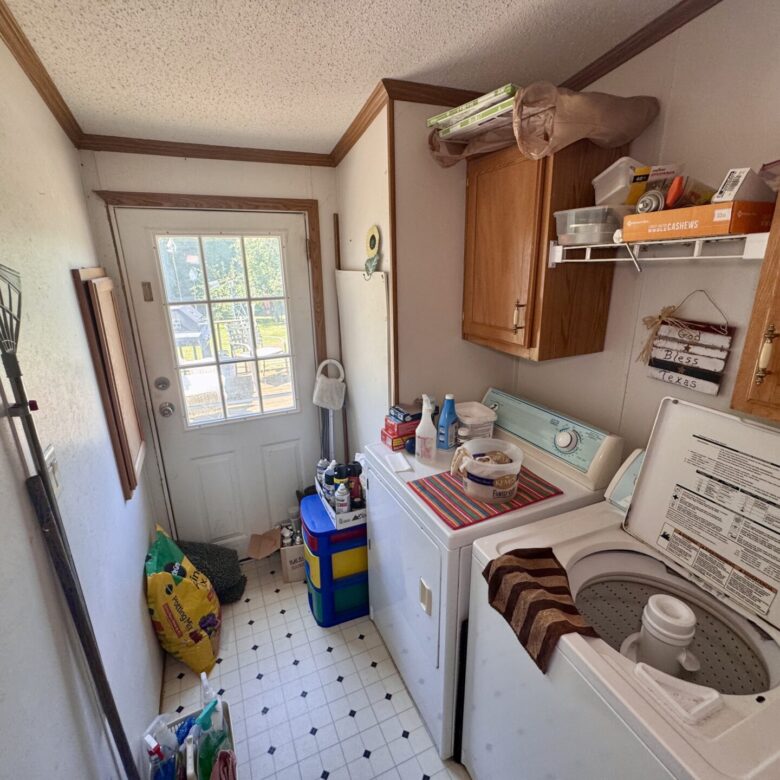 109 Broadway St. N. – Lake City, SD