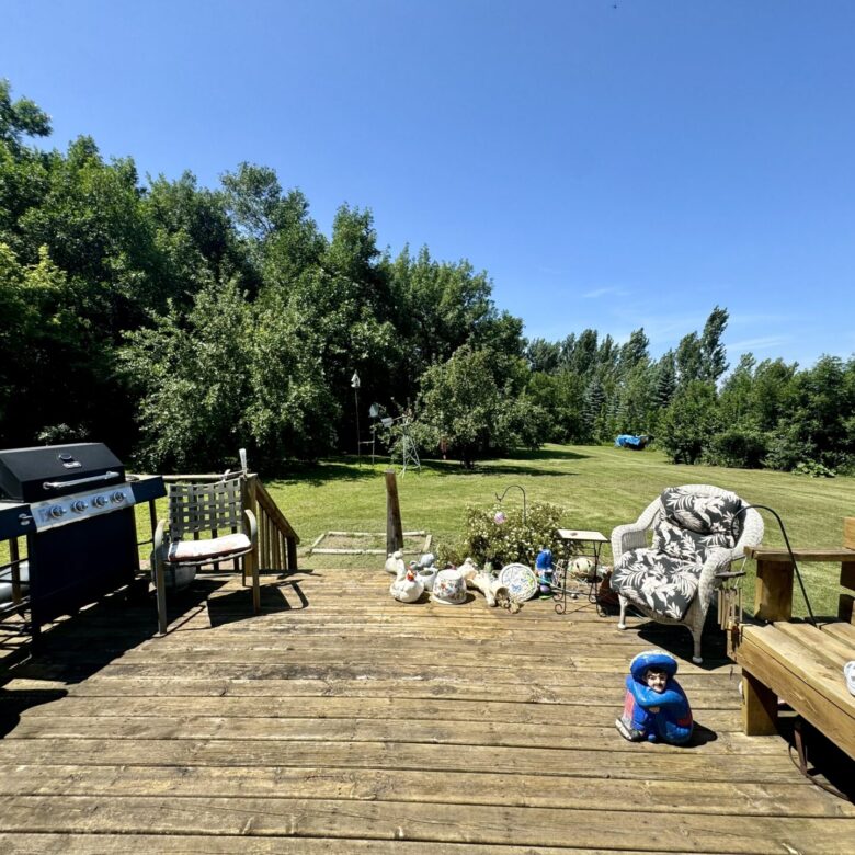 109 Broadway St. N. – Lake City, SD