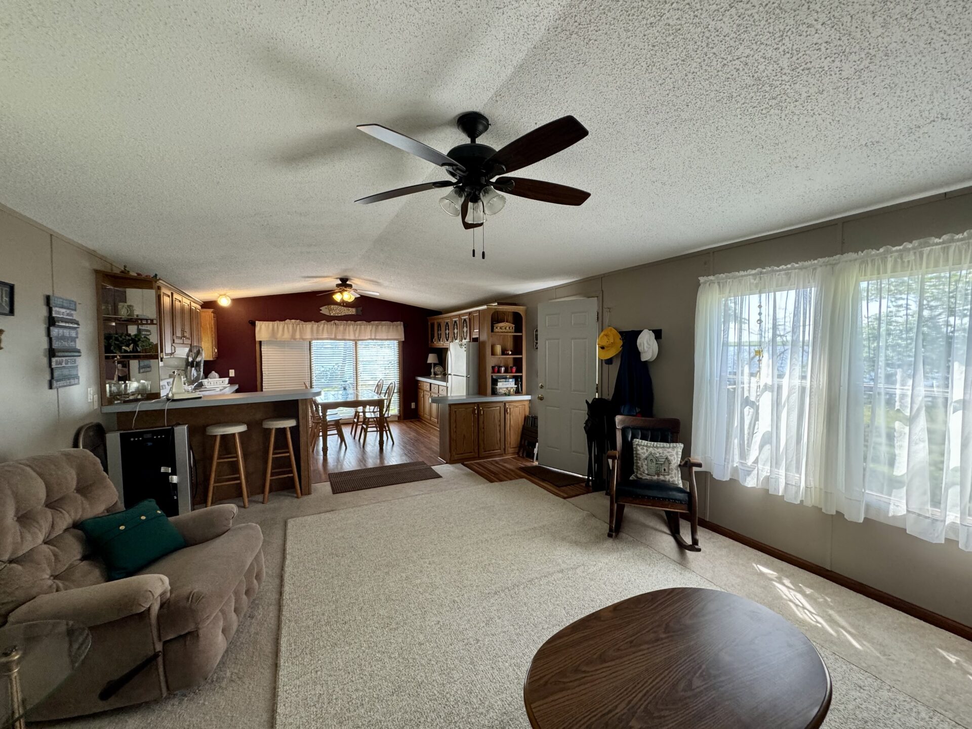 Almos Lake – 121109 Buffalo Lake Ln Eden, SD