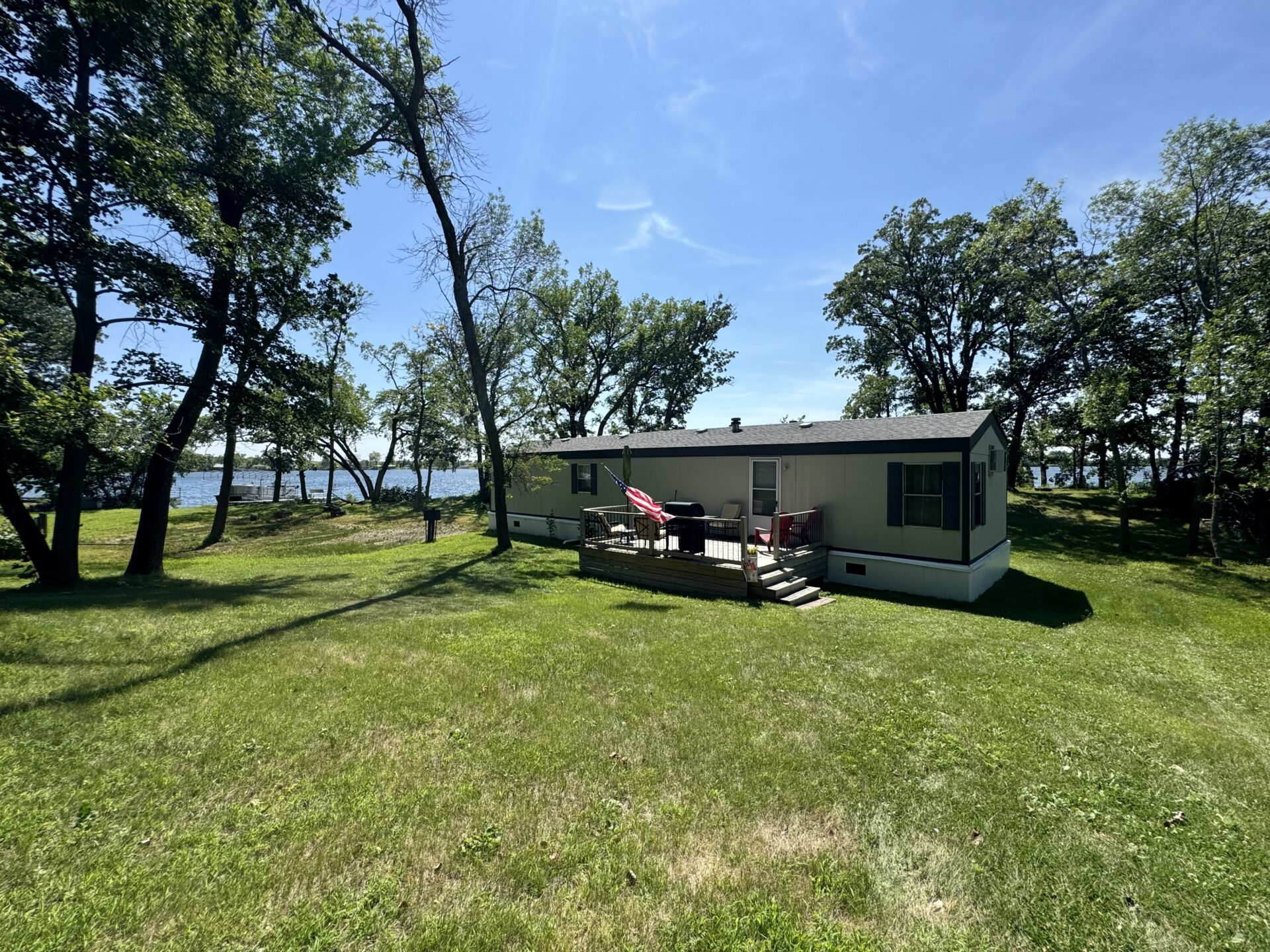 Almos Lake – 121109 Buffalo Lake Ln Eden, SD