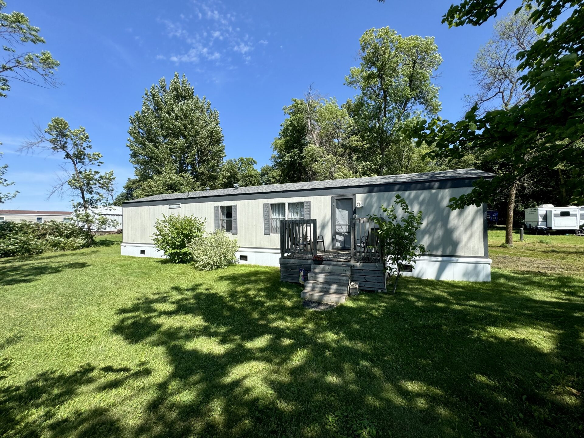 Almos Lake – 121109 Buffalo Lake Ln Eden, SD