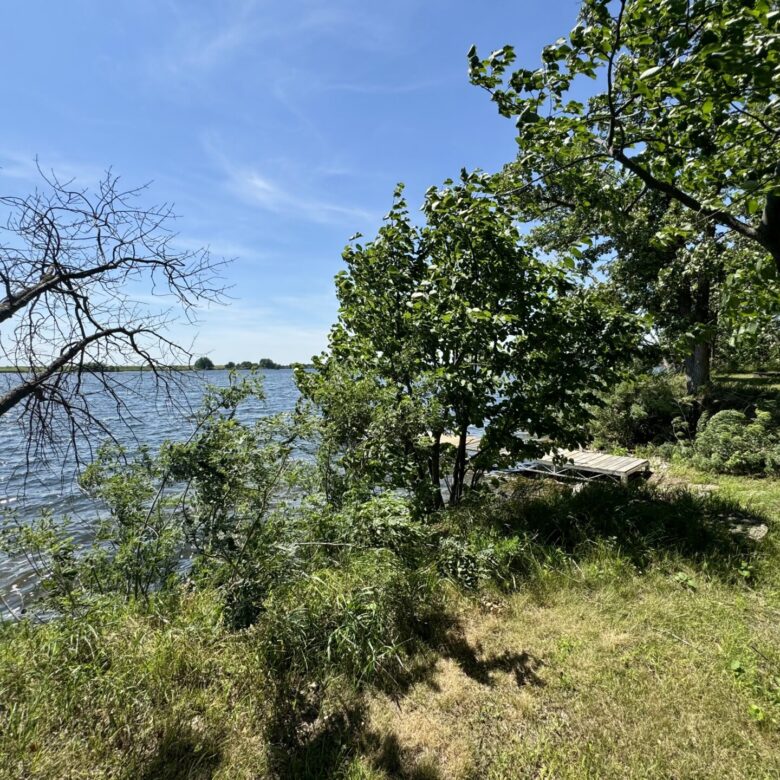 Almos Lake – 121109 Buffalo Lake Ln Eden, SD