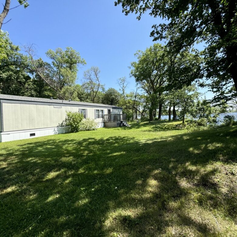 Almos Lake – 121109 Buffalo Lake Ln Eden, SD