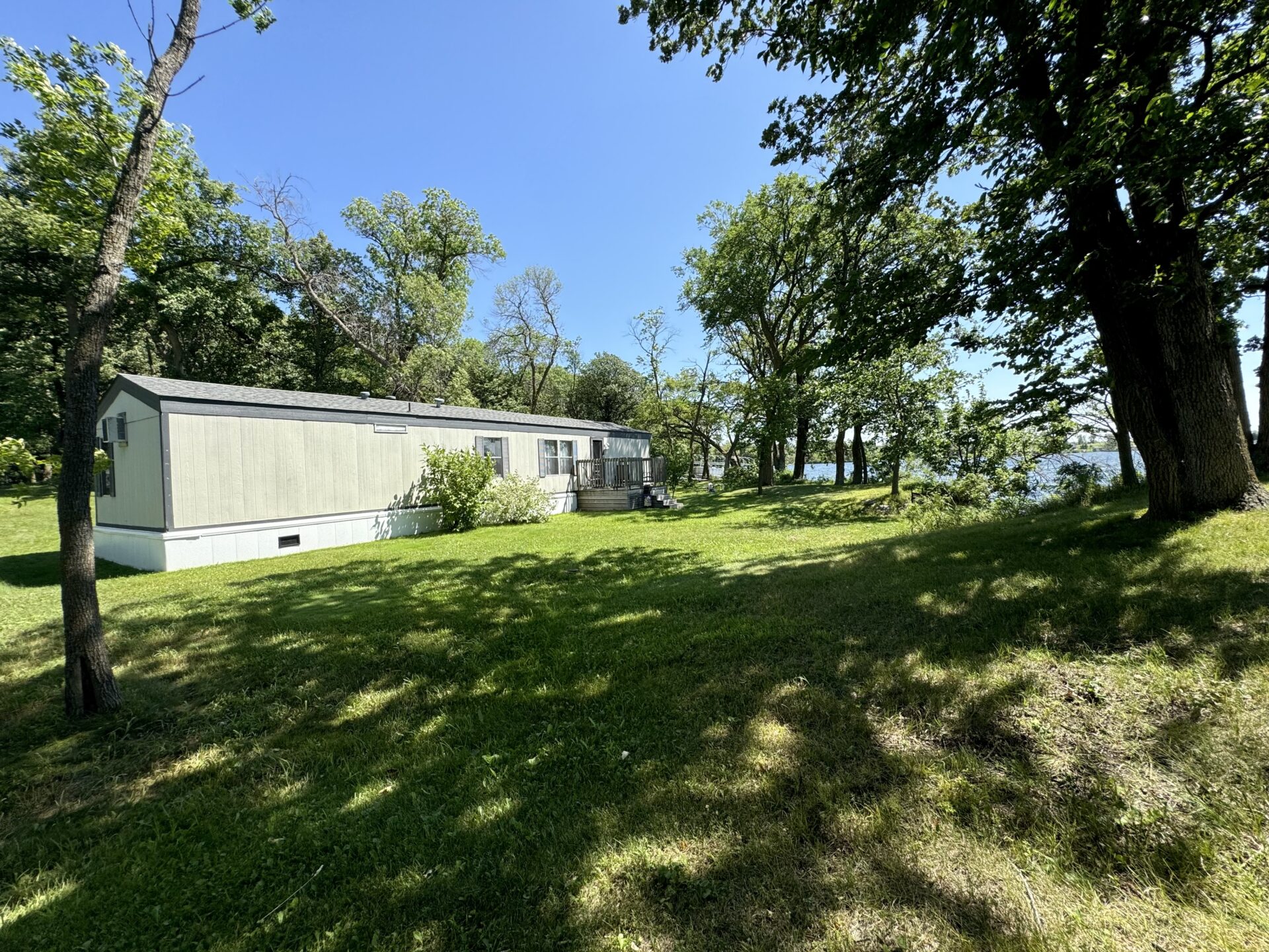 Almos Lake – 121109 Buffalo Lake Ln Eden, SD