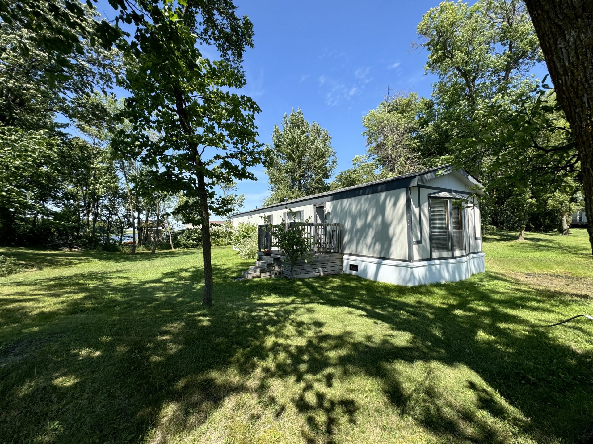 Almos Lake – 121109 Buffalo Lake Ln Eden, SD