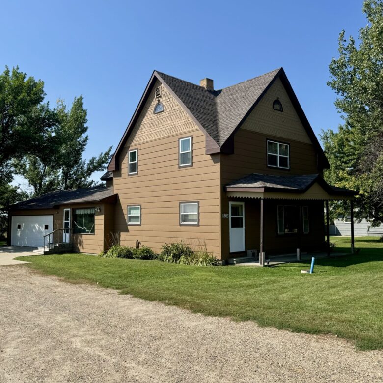 1803 Vander Horck St. – Britton, SD