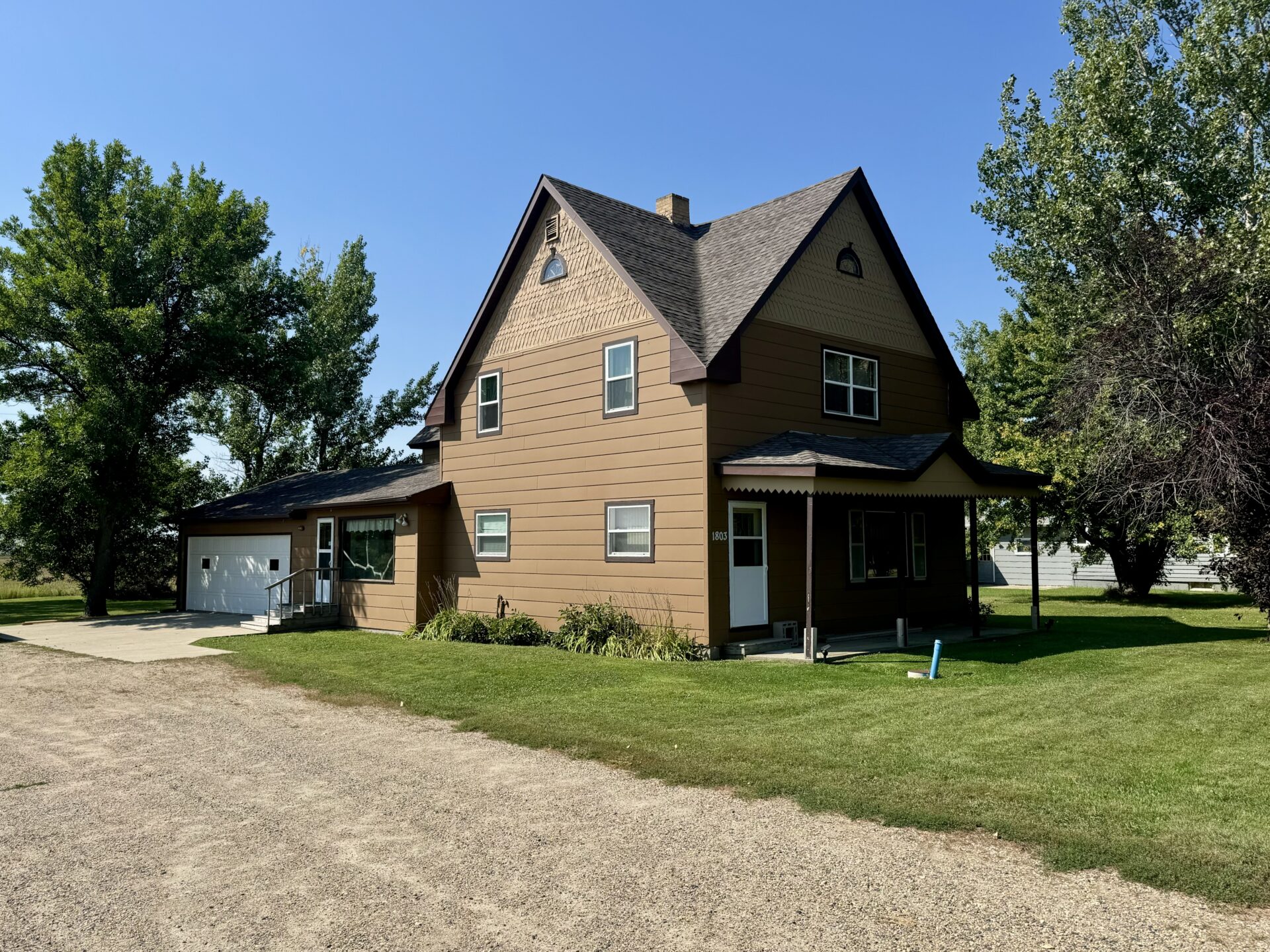 1803 Vander Horck St. – Britton, SD