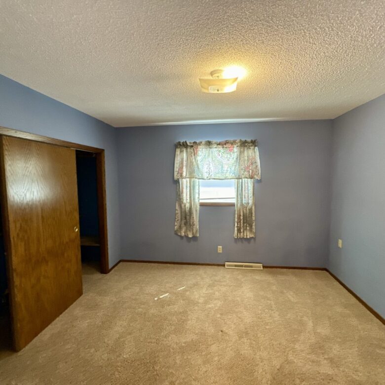 1803 Vander Horck St. – Britton, SD
