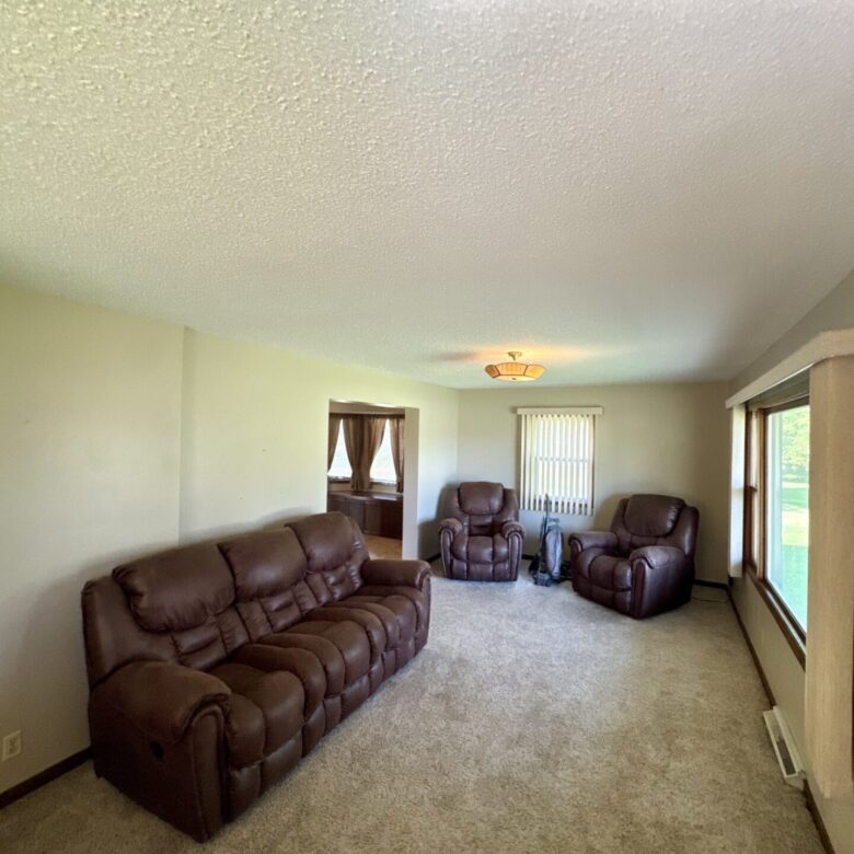 1803 Vander Horck St. – Britton, SD