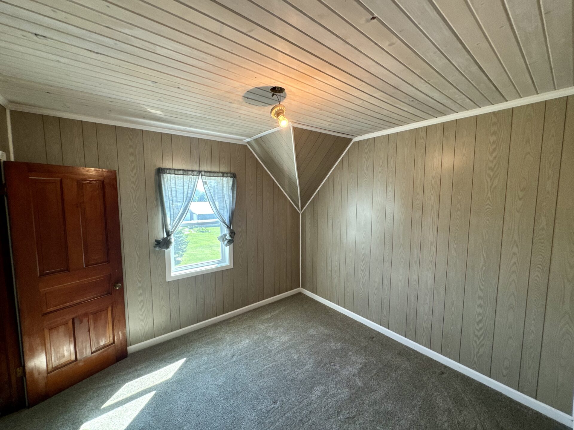 1803 Vander Horck St. – Britton, SD