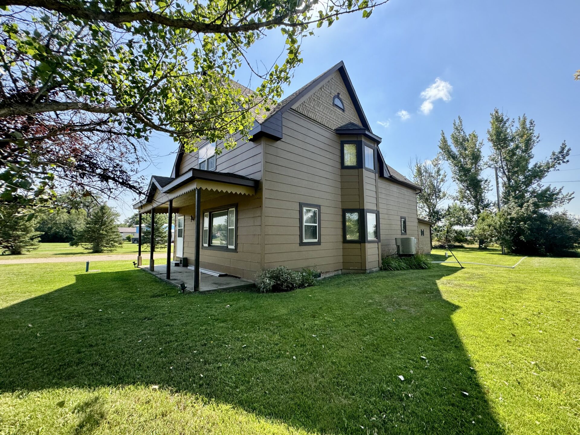 1803 Vander Horck St. – Britton, SD