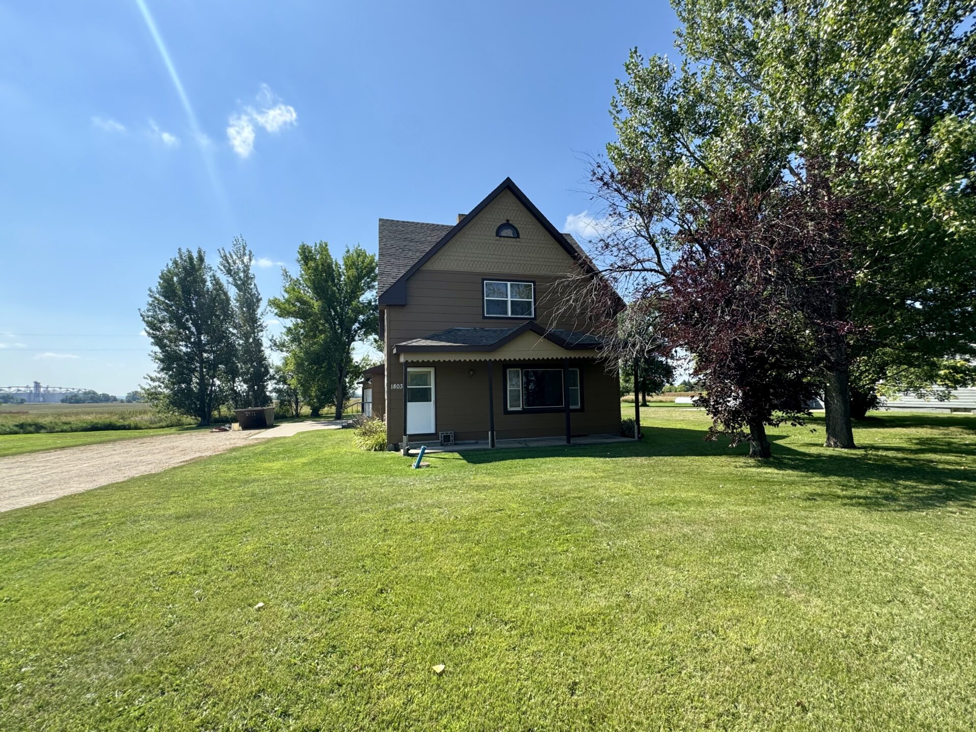 1803 Vander Horck St. – Britton, SD