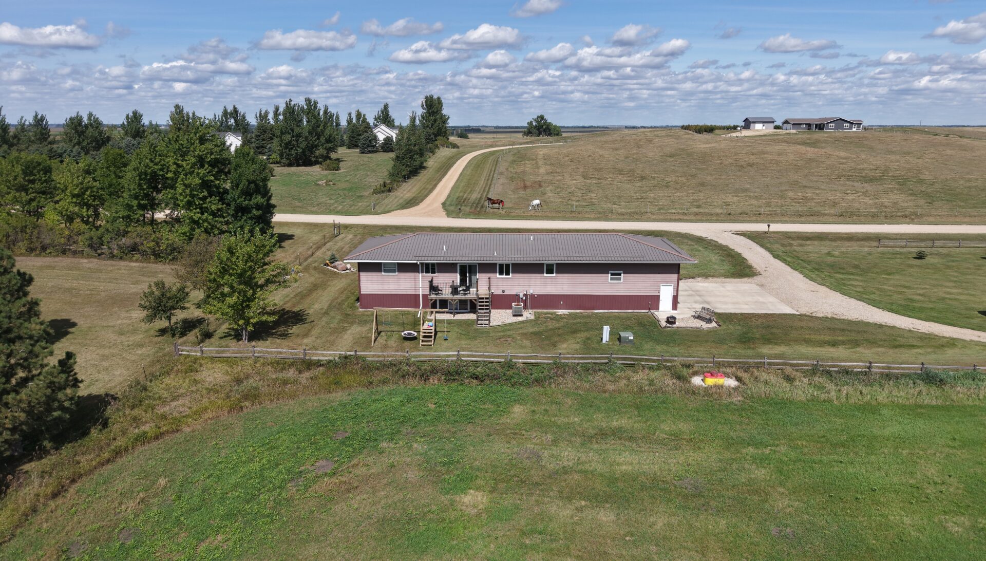 10+/- Acre – 42475 109th St. – Britton, SD