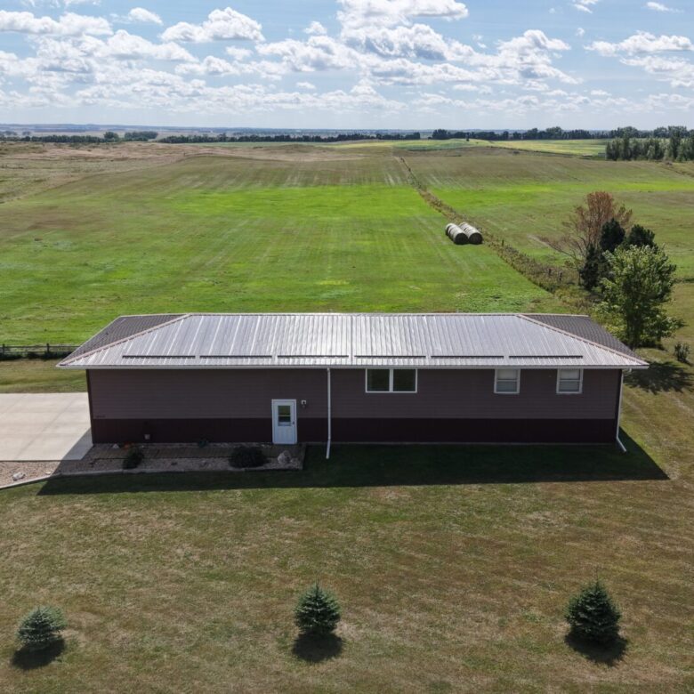 10+/- Acre – 42475 109th St. – Britton, SD