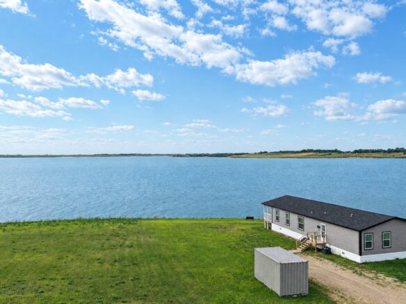 Waubay Lake – 1309 Doxsee Trail Webster, SD