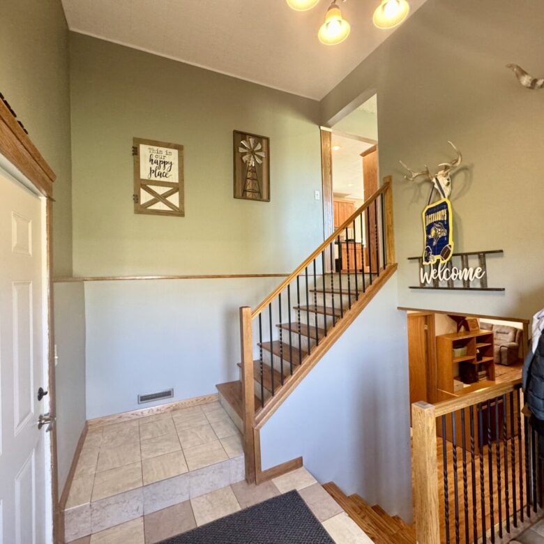 10+/- Acre – 42475 109th St. – Britton, SD