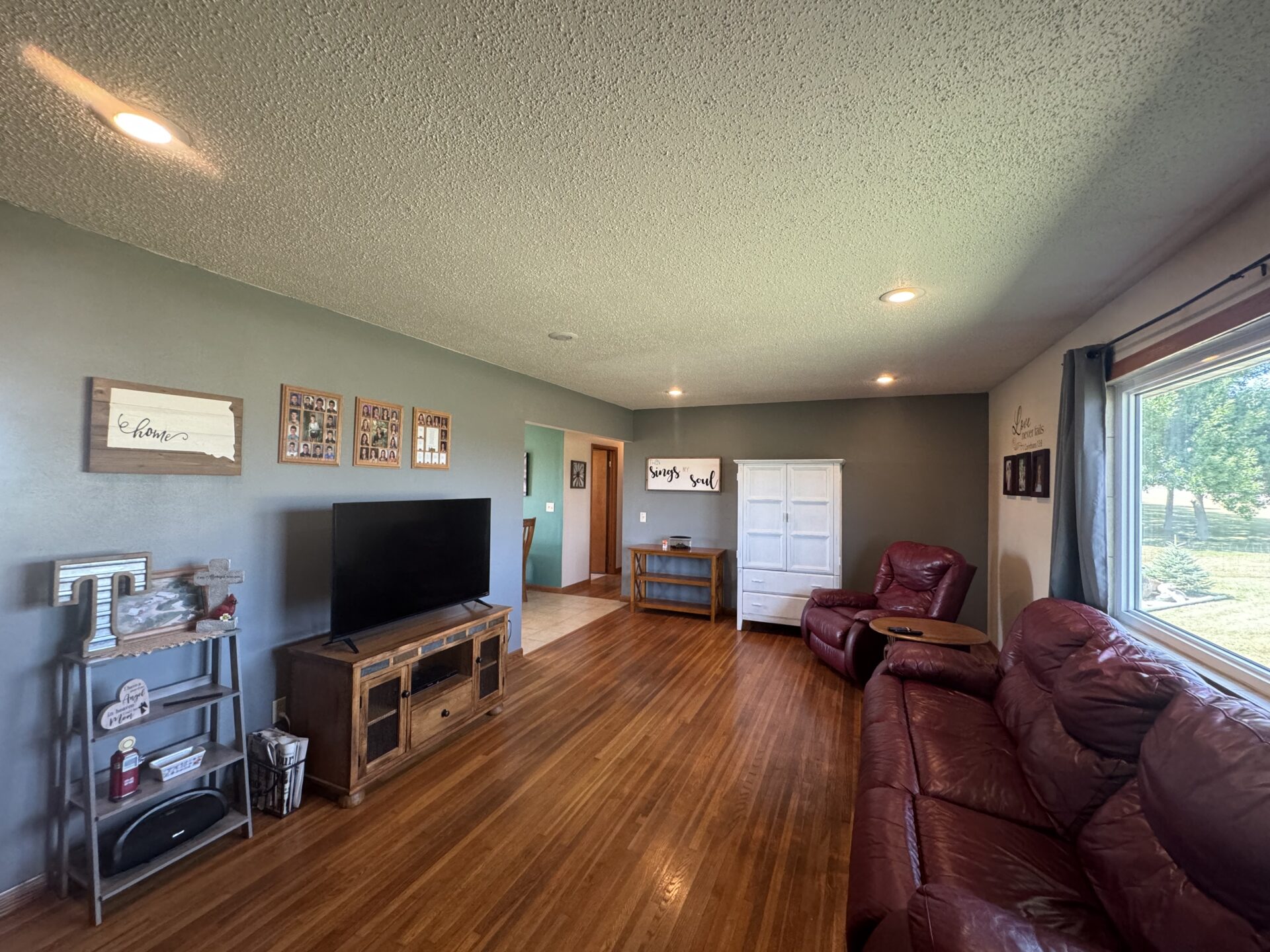 10+/- Acre – 42475 109th St. – Britton, SD