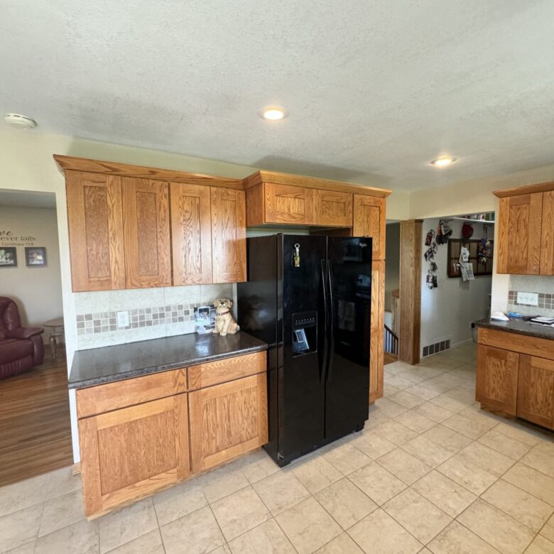 10+/- Acre – 42475 109th St. – Britton, SD