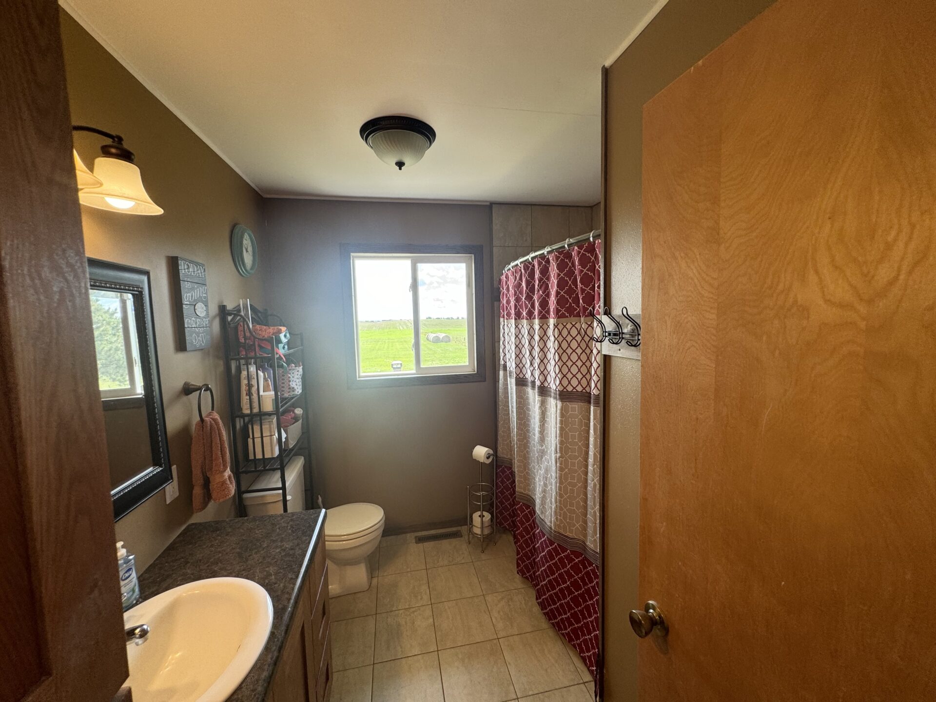 10+/- Acre – 42475 109th St. – Britton, SD