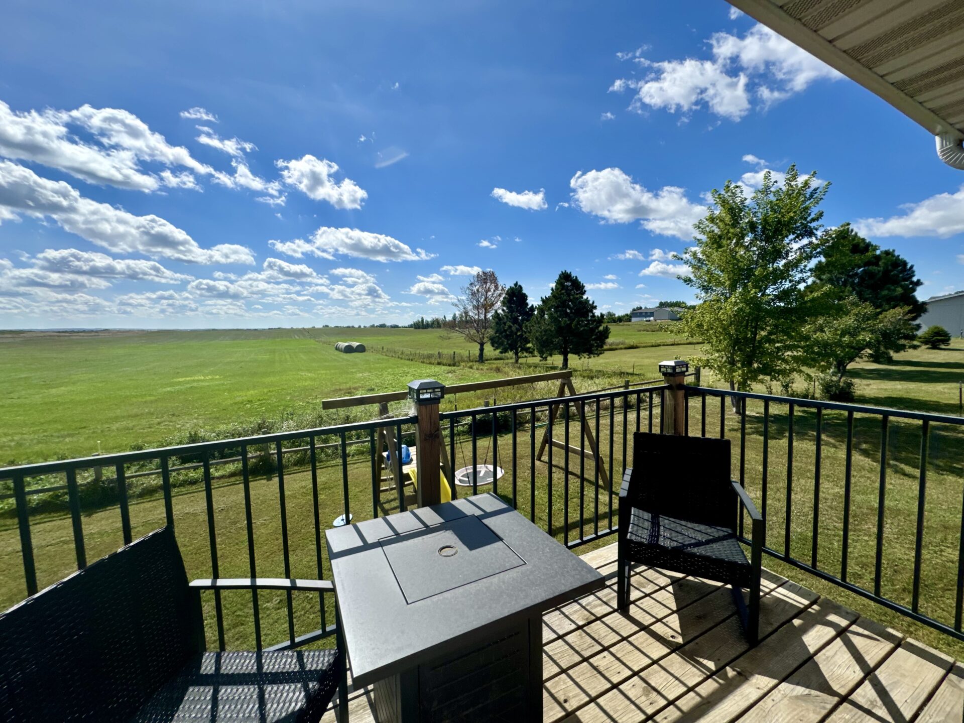 10+/- Acre – 42475 109th St. – Britton, SD